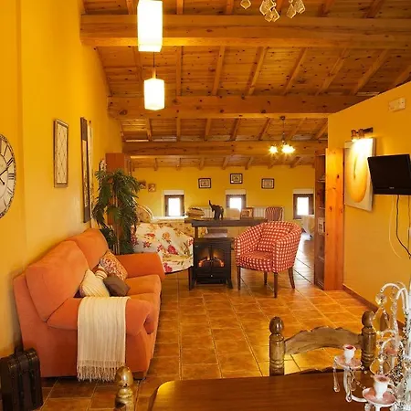 Landsted Beautiful Alamedas, Un Santuario Donde El Tiempo Se Detiene Castronuno