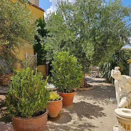 Beautiful Alamedas, Un Santuario Donde El Tiempo Se Detiene Landsted Castronuno