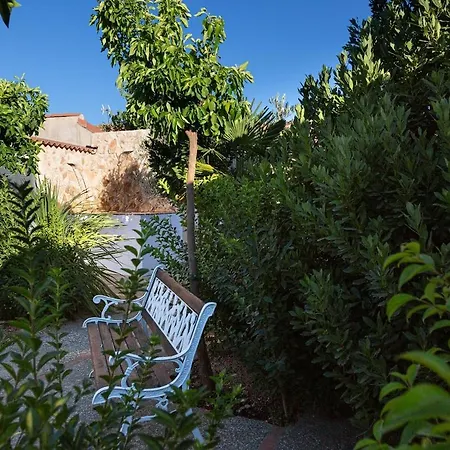 Country house Beautiful Alamedas, Con Jardin Y Alberca Familias Y Grupos Castronuno