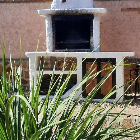 Beautiful Alamedas, Con Jardin Y Alberca Familias Y Grupos * Castronuno