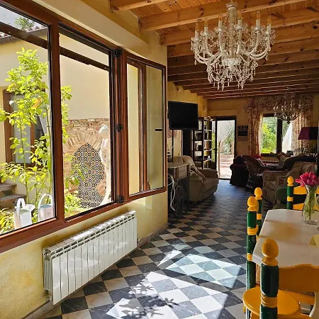 Country house Beautiful Alamedas, Con Jardin Y Alberca Familias Y Grupos Castronuno
