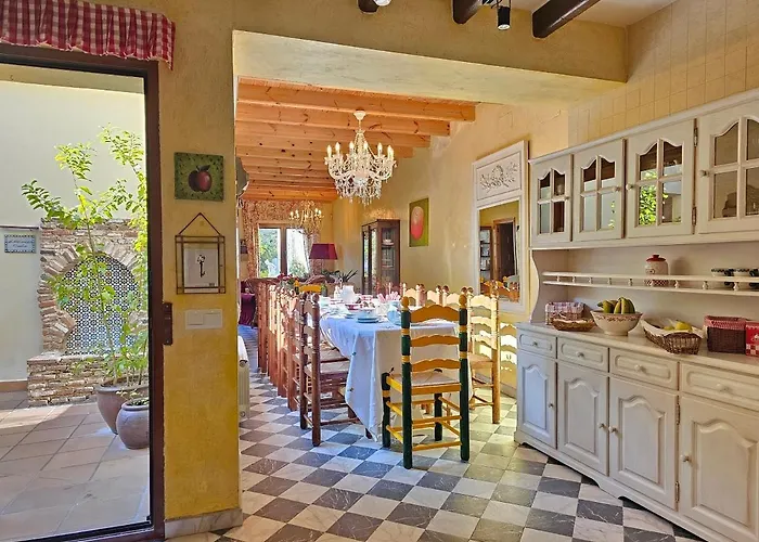 Beautiful Alamedas, Con Jardin Y Alberca Familias Y Grupos Casa di campagna *